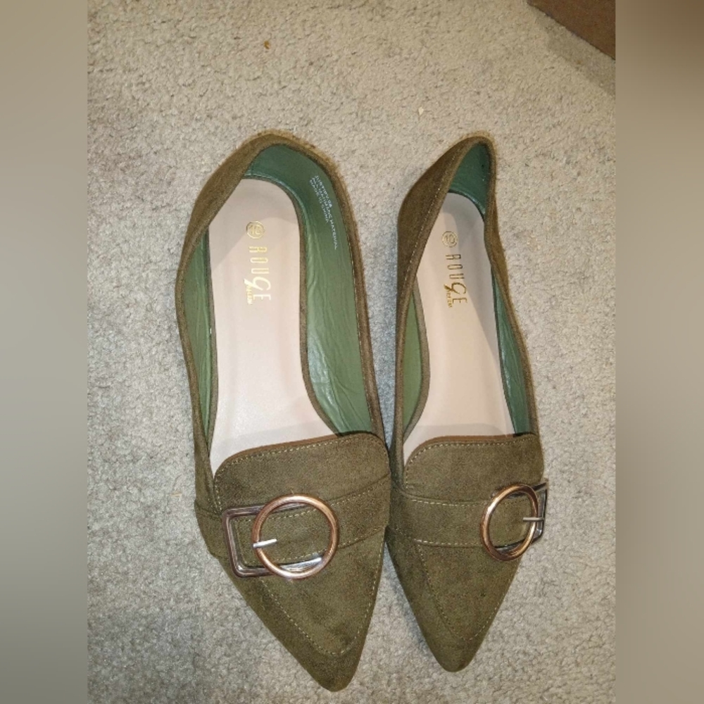 Women's shoes